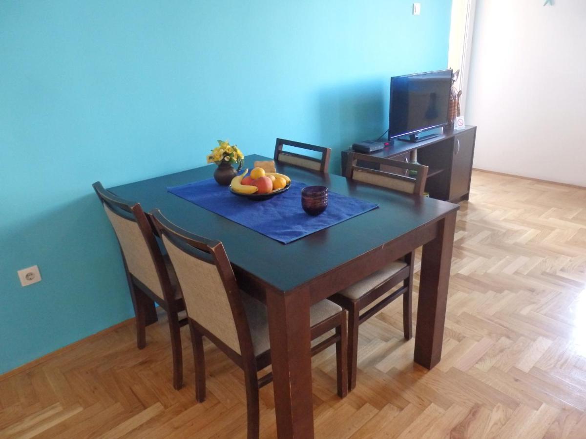 Apartment Erika 2 Novi Sad Exterior photo