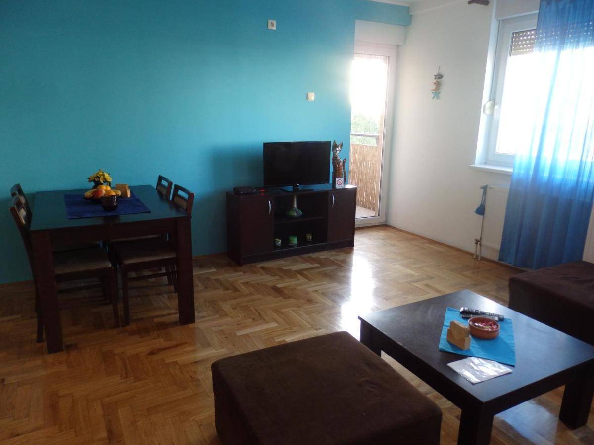 Apartment Erika 2 Novi Sad Exterior photo